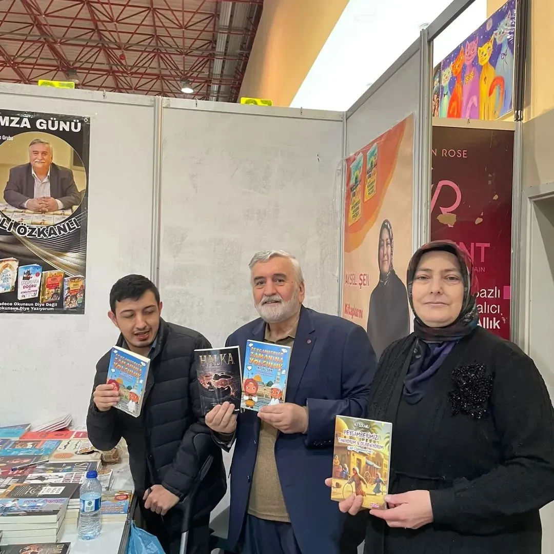 Yazar Aysel Şen Fındık 8. Kayseri Kitap Fuarı’nda