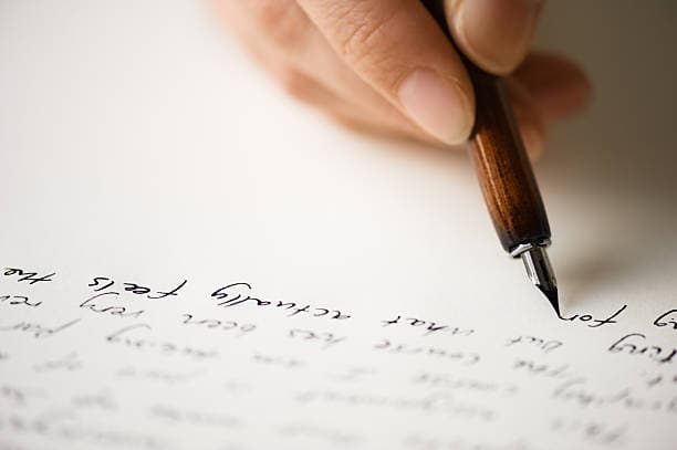 UFKA GİDEN KADIN-1 SESLENDİRME