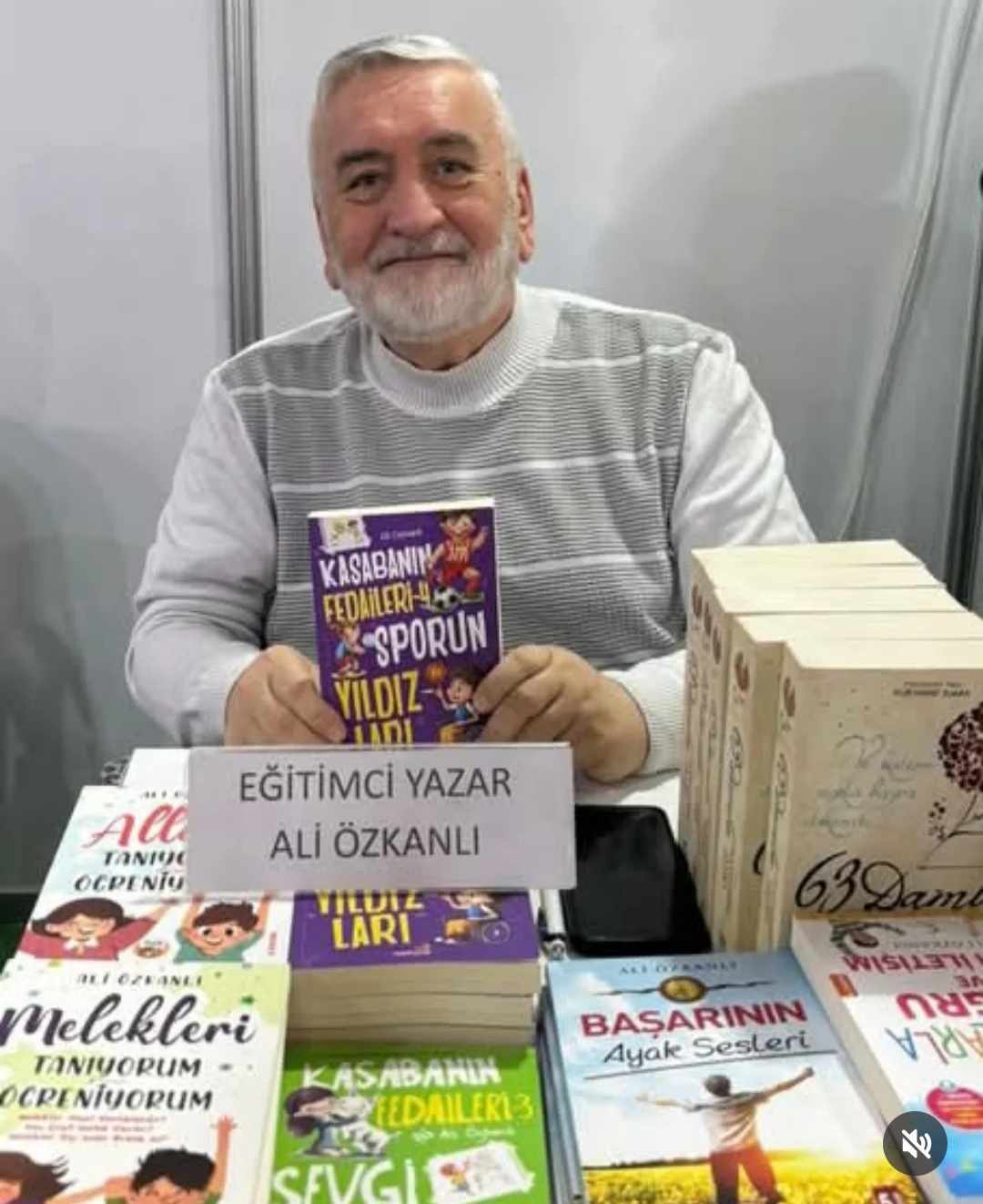 Ali Özkanlı Sevenleriyle Buluştu.