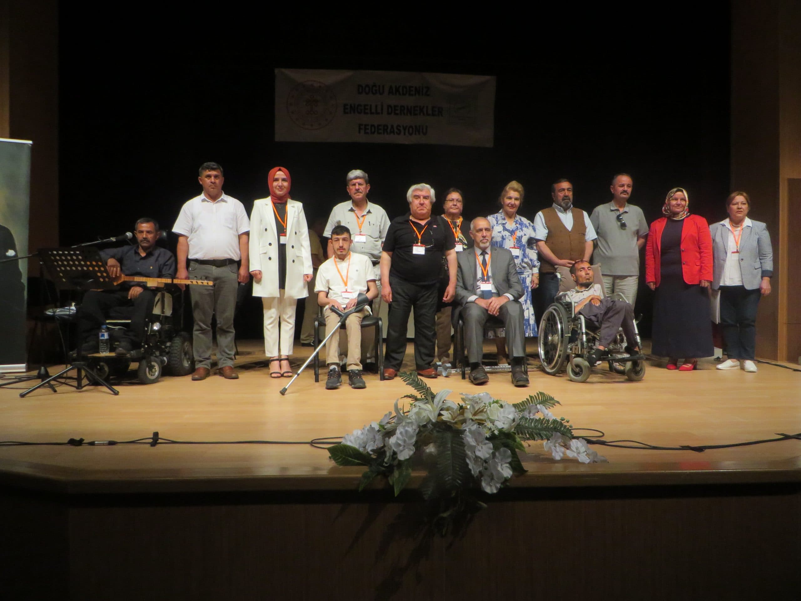 ULUSAL ENGELSİZ ŞİİR FESTİVALİ DÜZENLENDİ